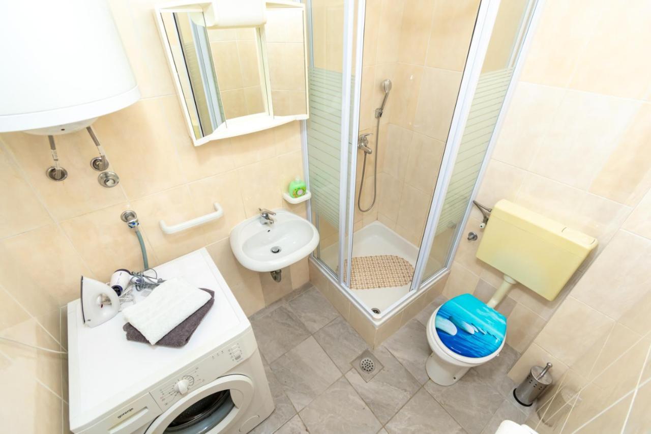 Apartmani Ajp Posedarje Luaran gambar